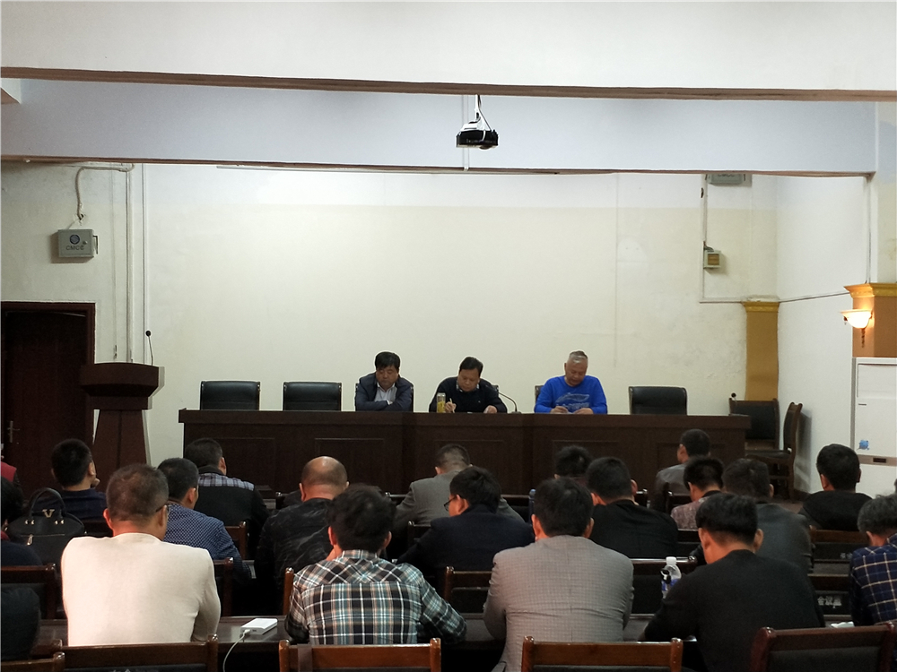 河南省国土资源厅土地整理中心检查组来到睢阳区检查土地整治项目