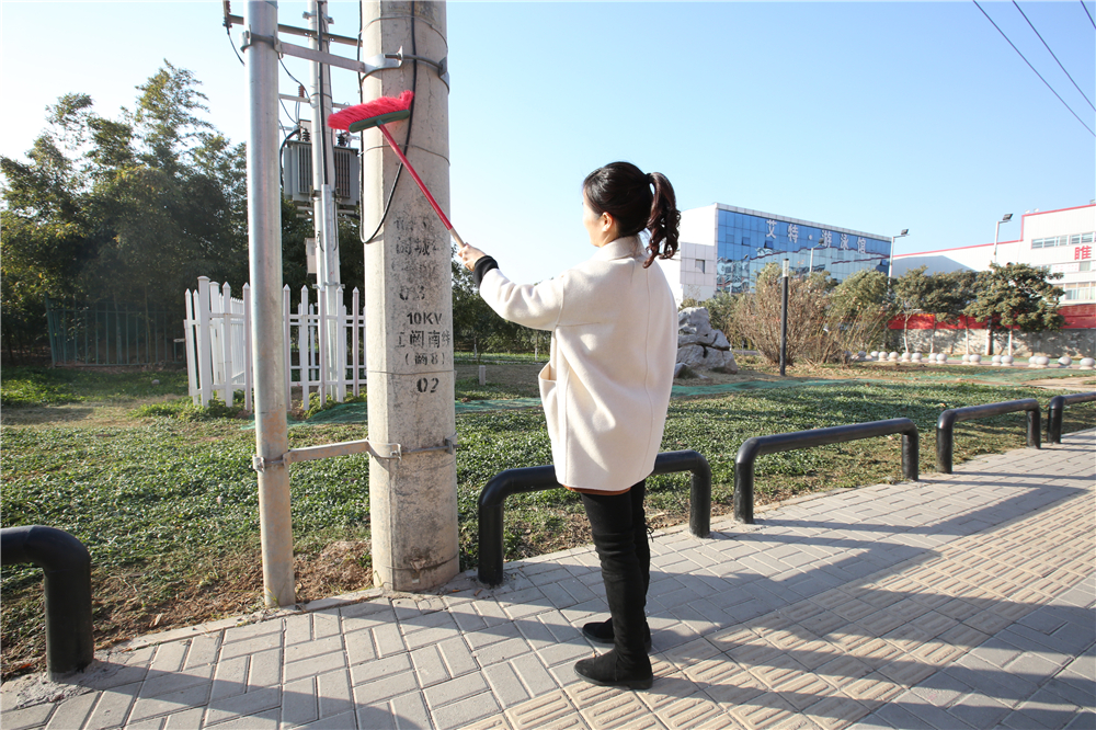 878365.com组织开展志愿服务活动