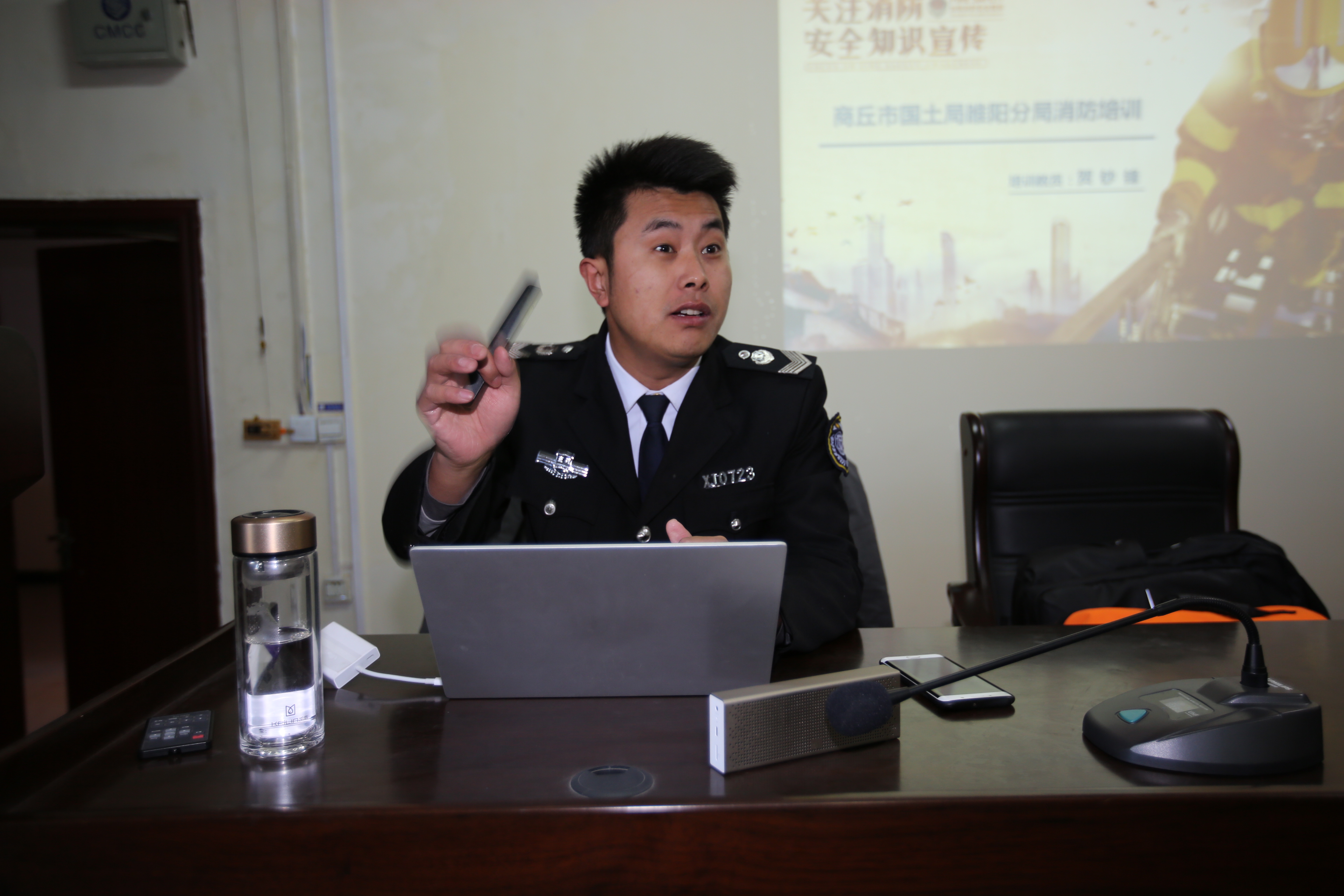 878365.com开展消防安全讲座活动