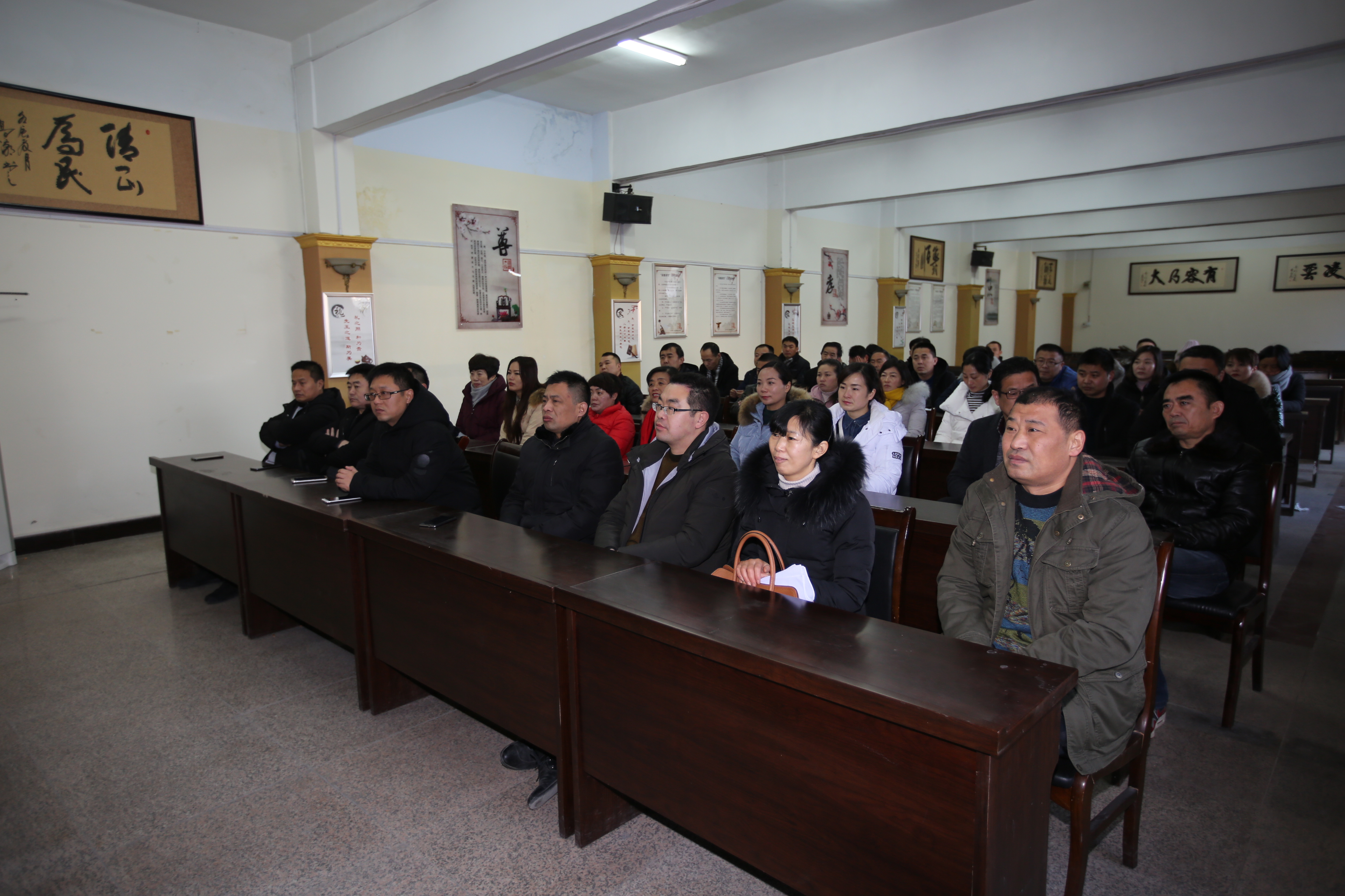 878365.com开展消防安全讲座活动