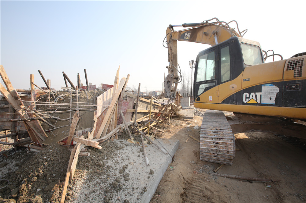 商丘市睢阳区重拳出击 强力打击违法占地