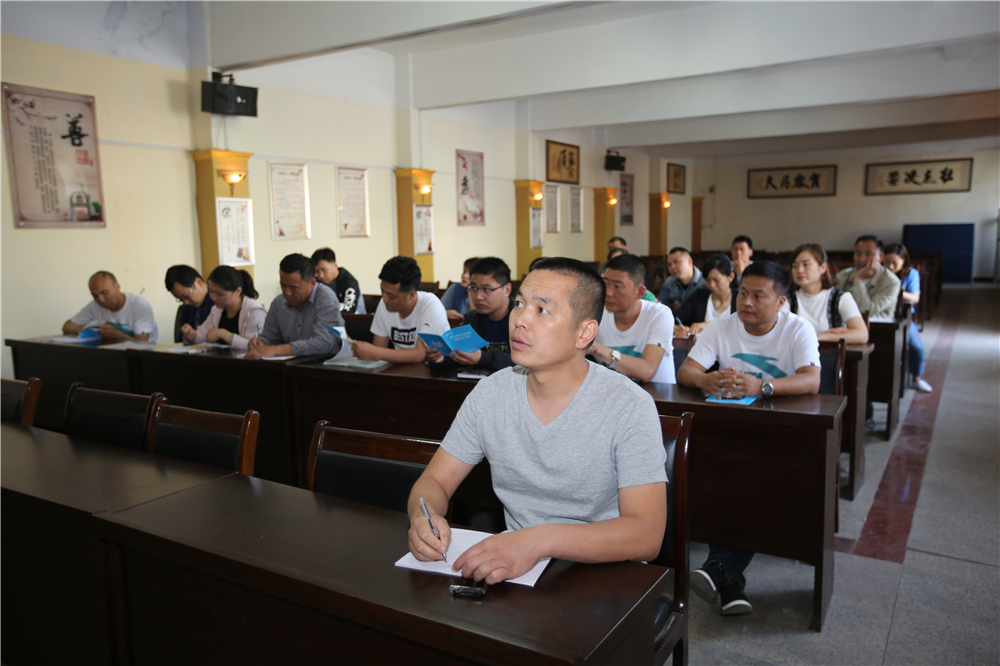 ���������Դ�־���֯�ٿ��칫�Զ���ϵͳʵ�ü�����ѵ��